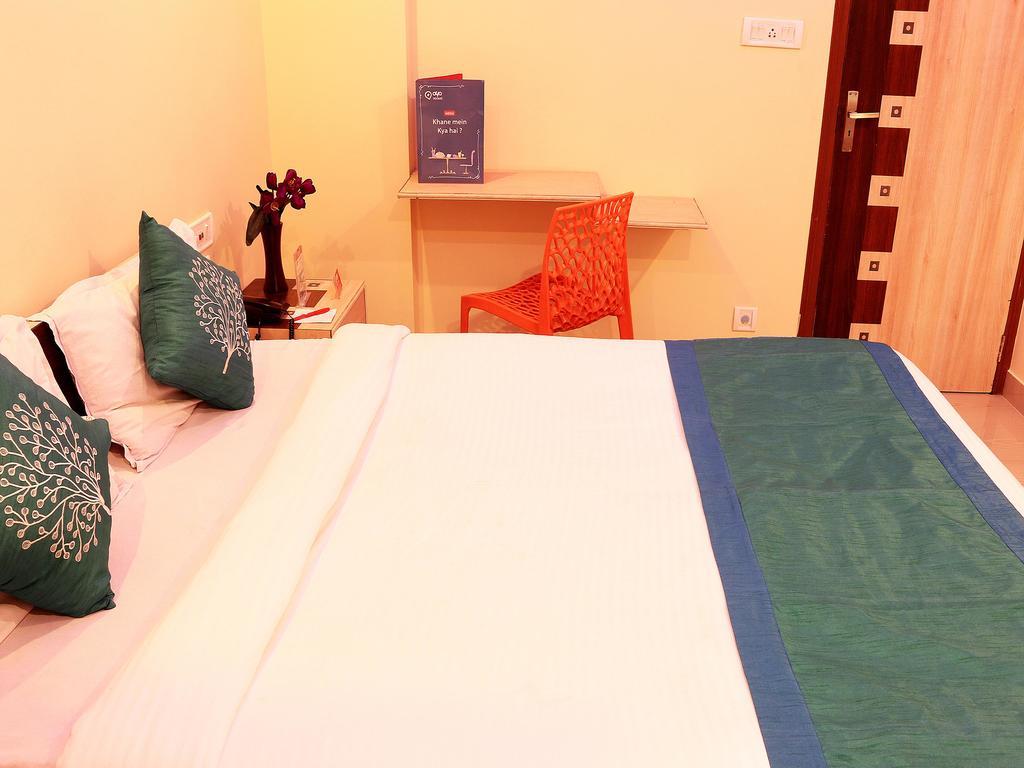 Oyo 1348 Hotel Zaika Inn Haora ภายนอก รูปภาพ